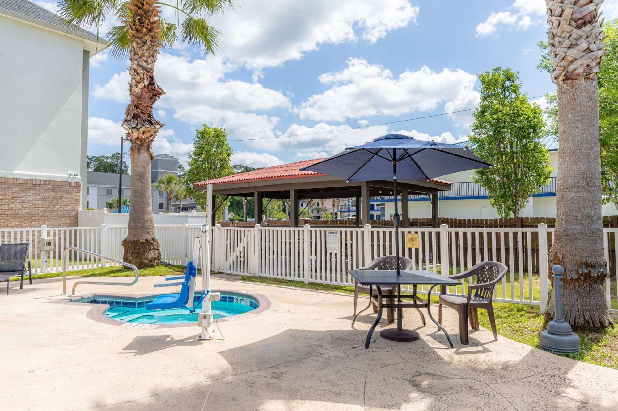 Microtel Inn & Suites By Wyndham Kingsland Naval Base I-95 Exterior photo